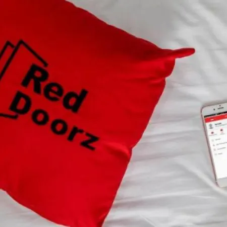 RedDoorz at Siwalankerto Surabaya-3