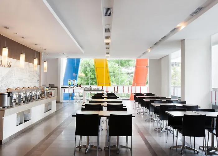 Amaris Embong MalangHotel Surabaya